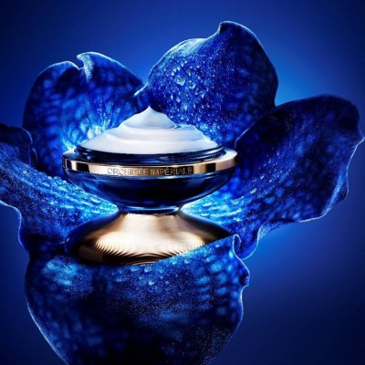 娇兰御廷兰花系列20周年倾情呈献:御廷兰花御龄面霜(轻盈型)